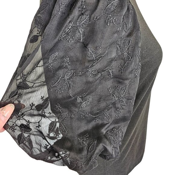 Heartloom Floral Embroidered Mesh Detail Short Sleeve Tee Shirt Sz S - Picture 2 of 7